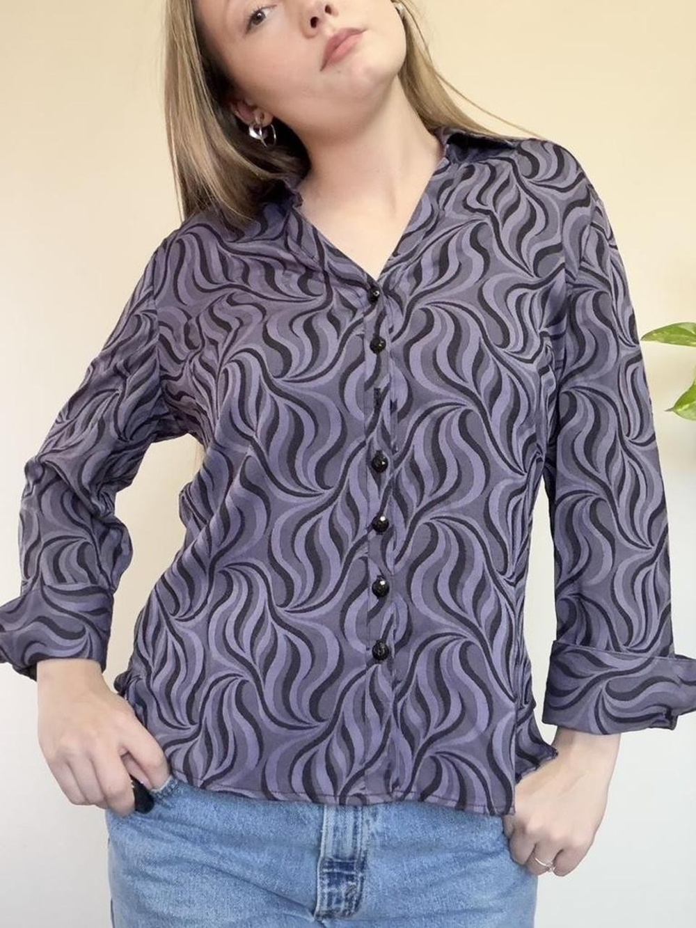 Vintage Y2k Purple Swirl Pattern Button-Up Blouse - Picture 6 of 7